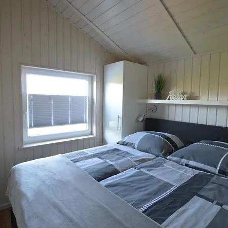 Holiday home Nordseelicht Wesselburenerkoog